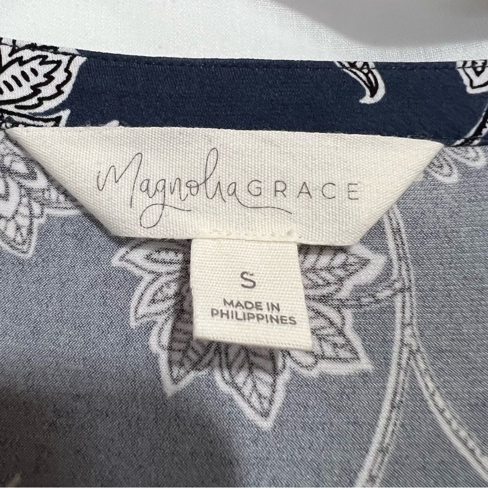 Stitch Fix Magnolia Grace Top Womens Small Floral V-Neck 3/4 Sleeve Blouse - Picture 4 of 6